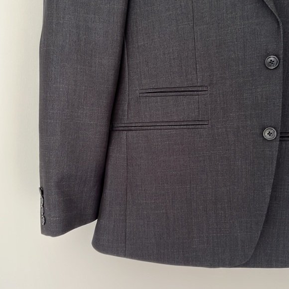 NEW Andrew Fezza suit jacket and pants. - Picture 4 of 9